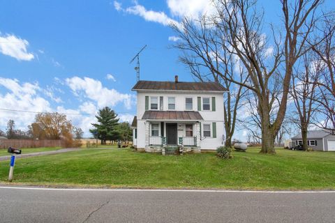 MLS: 224043554