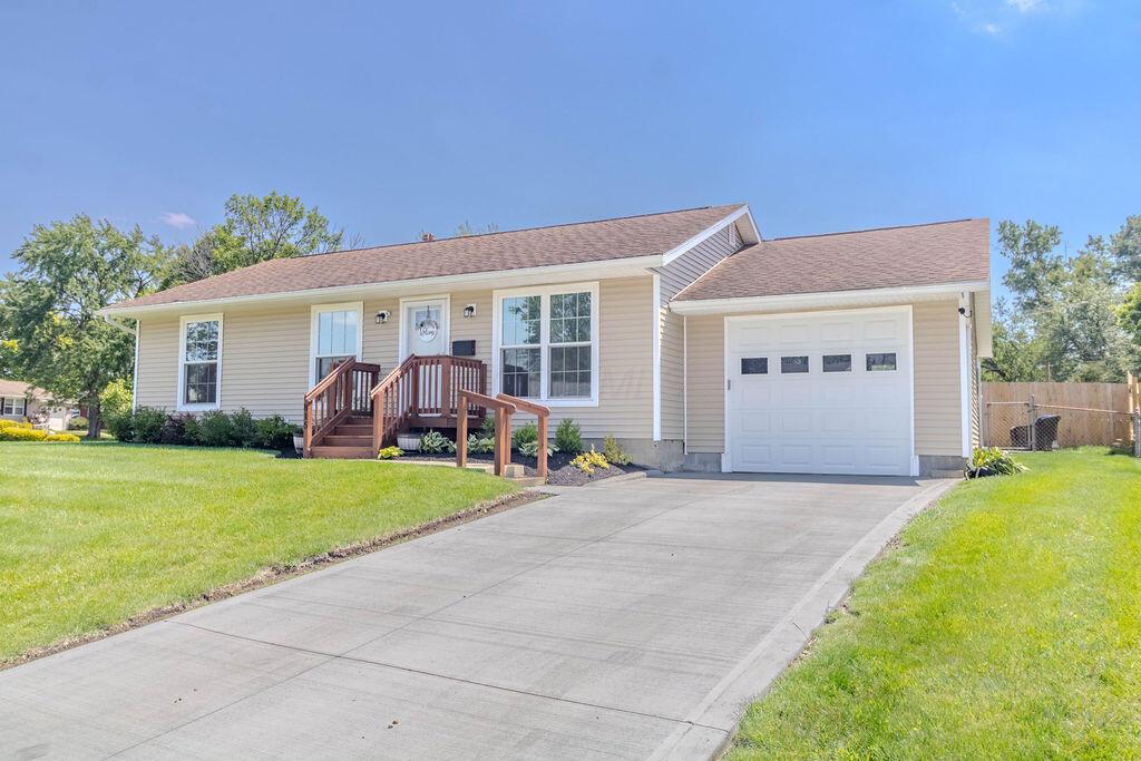 815 Lakeview Drive