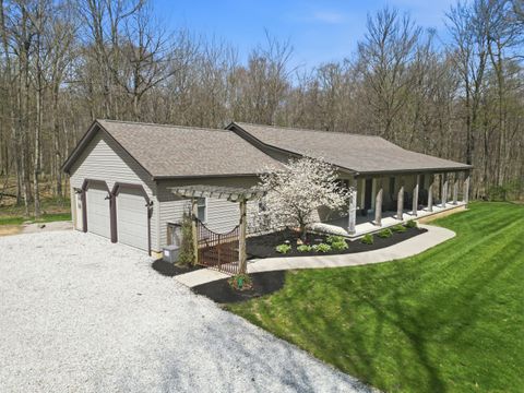 Photo of 3704 Gale Road, Granville, OH 43023 (MLS # 226012398)