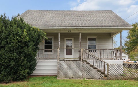 Tiny photo for 818 North W, Hebron, OH 43025 (MLS # 226039496)