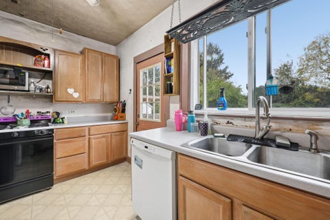 Tiny photo for 818 North W, Hebron, OH 43025 (MLS # 226039496)