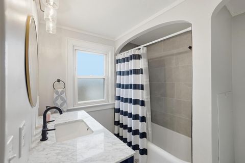 Tiny photo for 642 S Roys Avenue, Columbus, OH 43204 (MLS # 226000757)