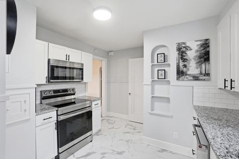 Tiny photo for 642 S Roys Avenue, Columbus, OH 43204 (MLS # 226000757)