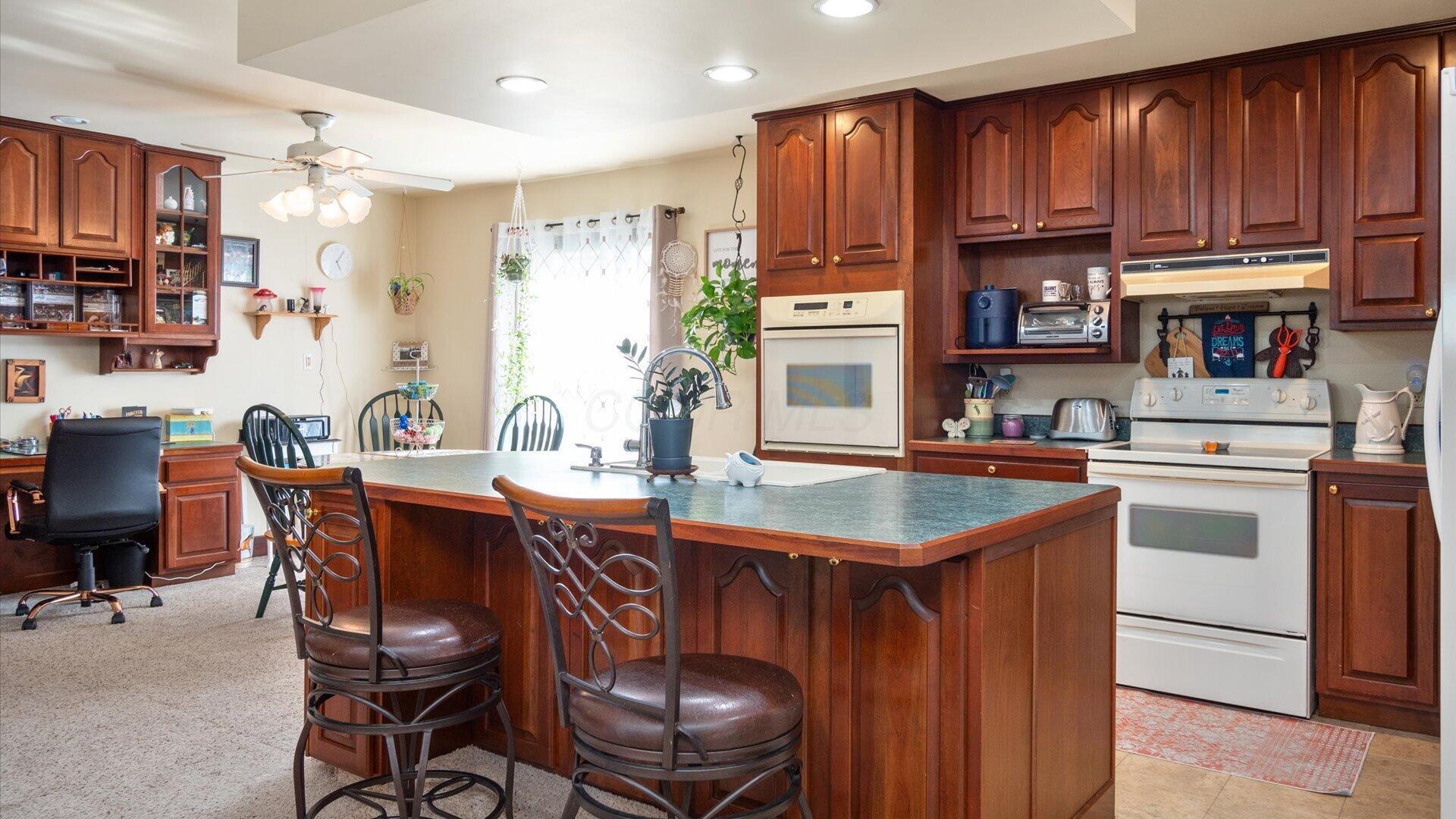 2595 Canal Drive, Millersport, Ohio image 25