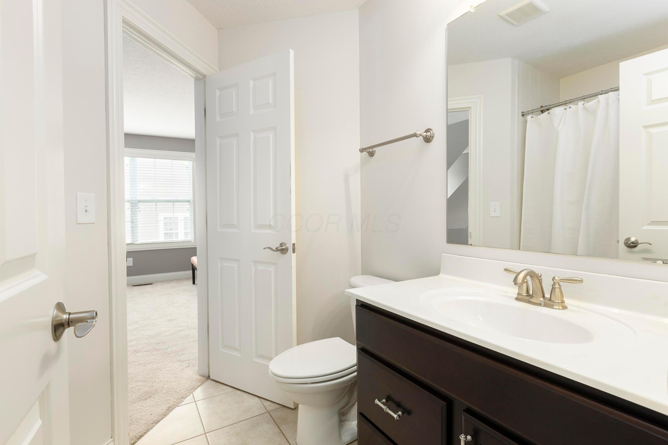 7595 Skarlocken Green, New Albany, Ohio image 40