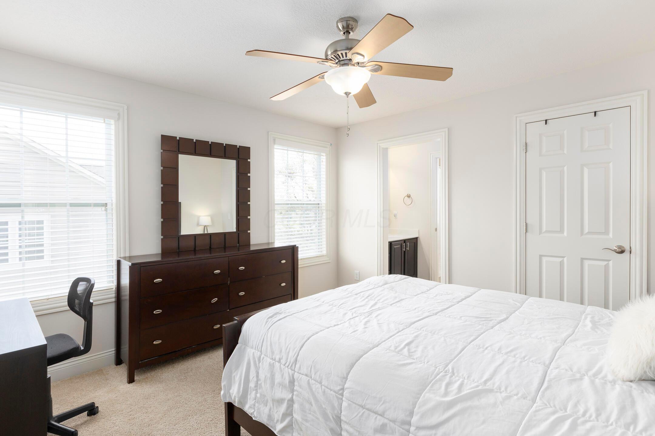 7595 Skarlocken Green, New Albany, Ohio image 42