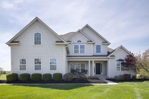 Photo of 7595 Skarlocken Green, New Albany, OH 43054 (MLS # 225017151)