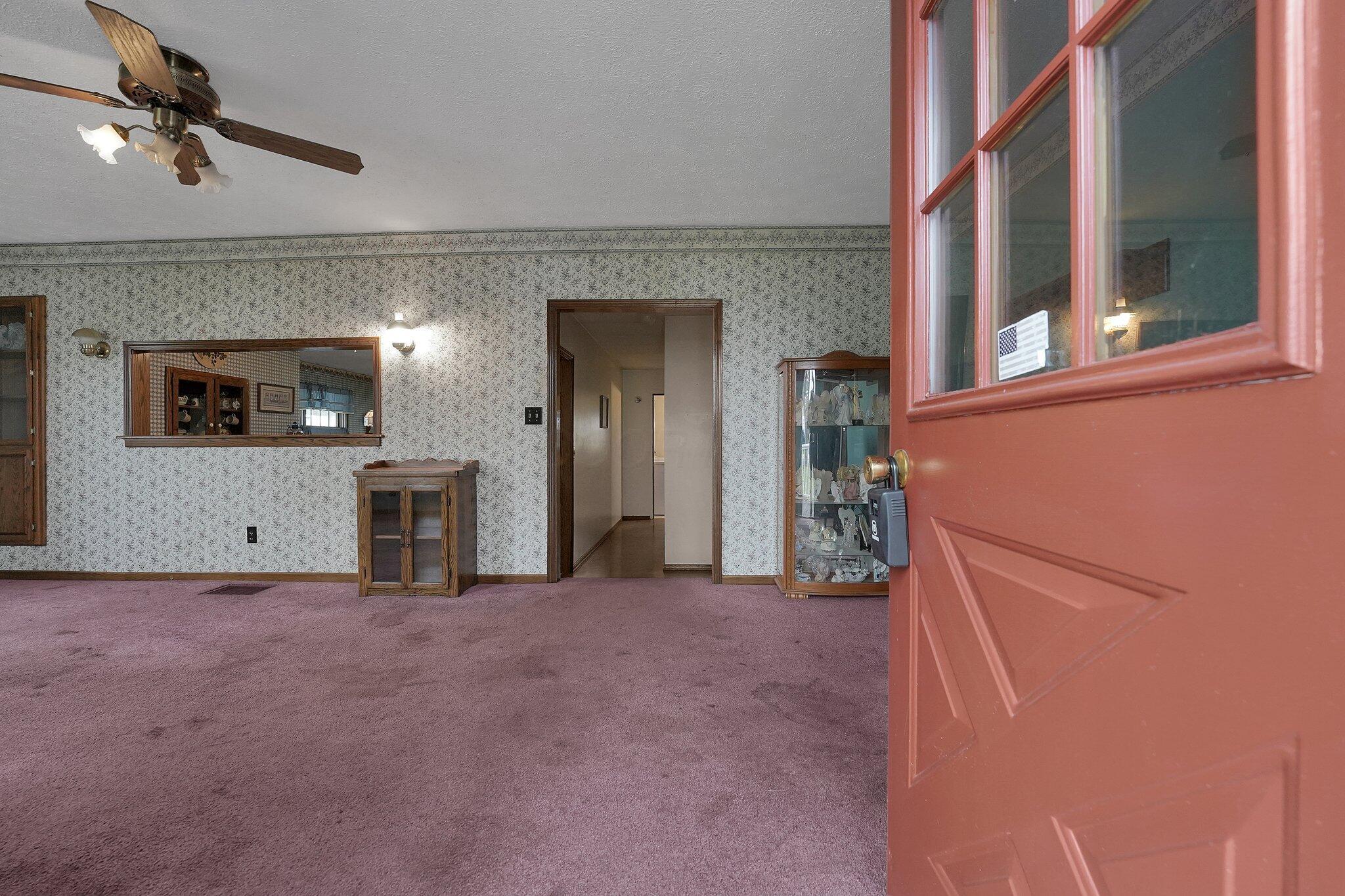 17284 Little Walnut Road, Circleville, Ohio image 5