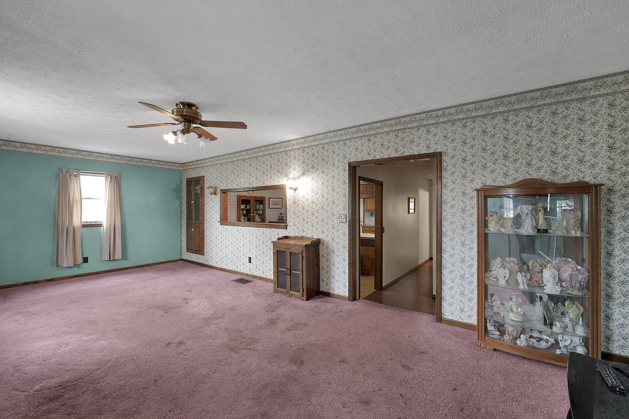 17284 Little Walnut Road, Circleville, Ohio image 6