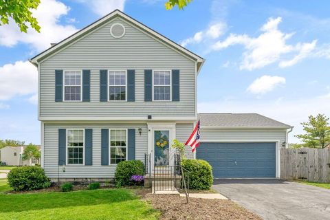 Photo of 2378 Salbuck Avenue, Hilliard, OH 43026 (MLS # 226014433)