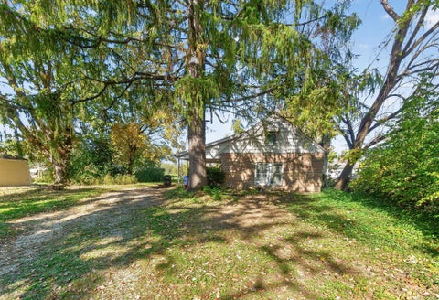 Photo of 1936 Lehner Road, Columbus, OH 43224 (MLS # 226040498)