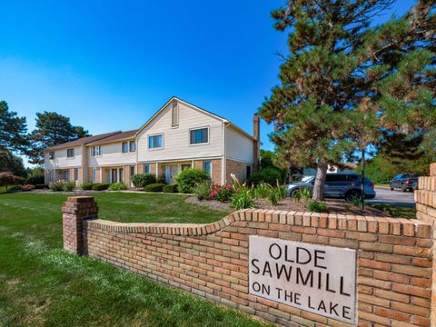 Photo of 2717 Summer Drive, Dublin, OH 43016 (MLS # 225027514)