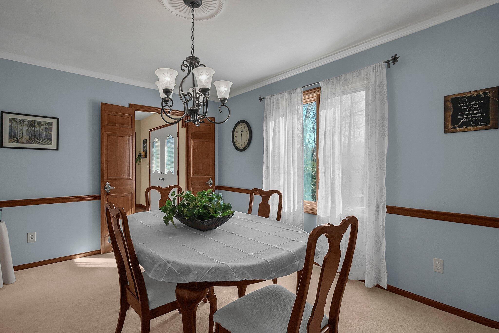 1647 Cobblegate Lane, Reynoldsburg, Ohio image 12