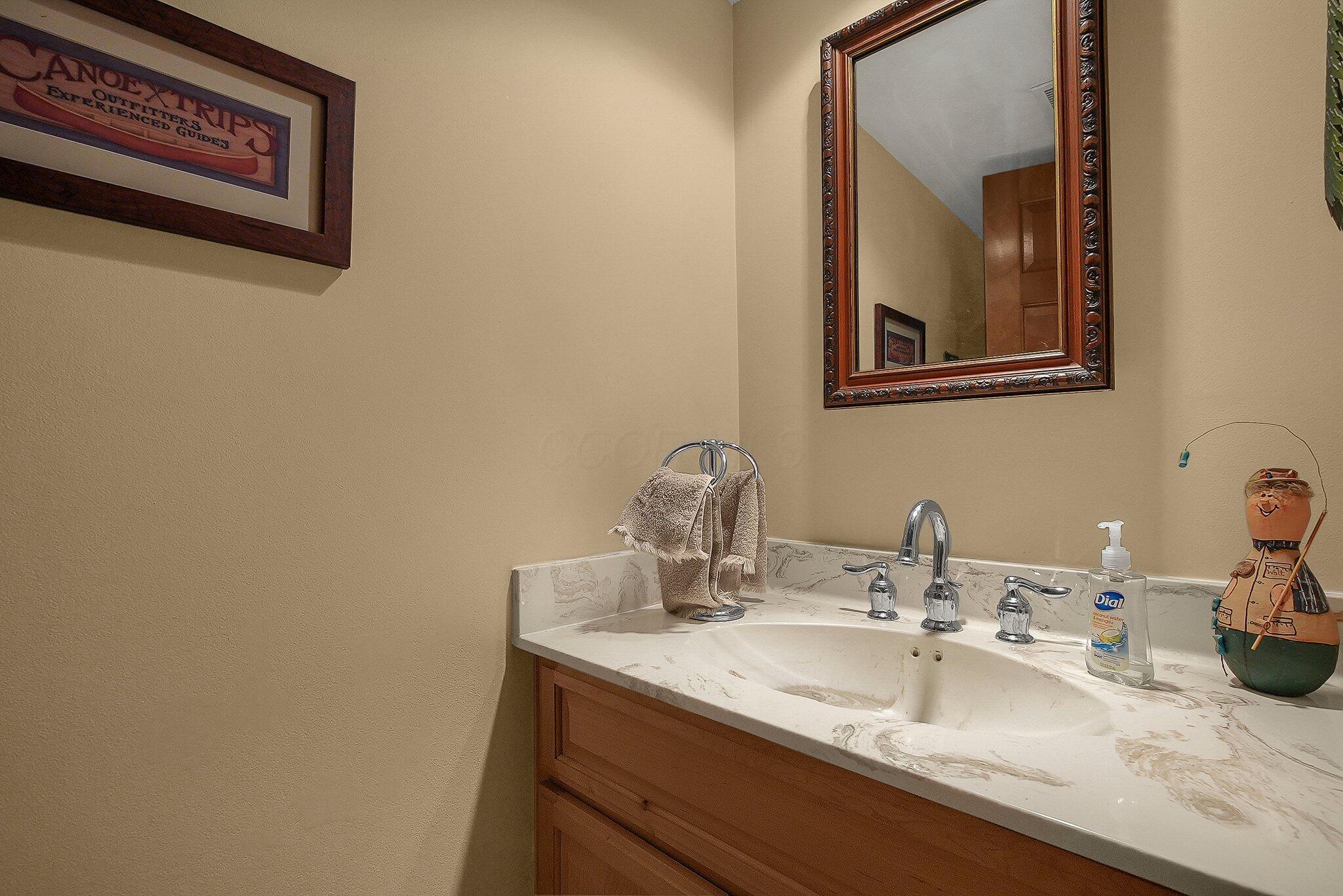 1647 Cobblegate Lane, Reynoldsburg, Ohio image 35