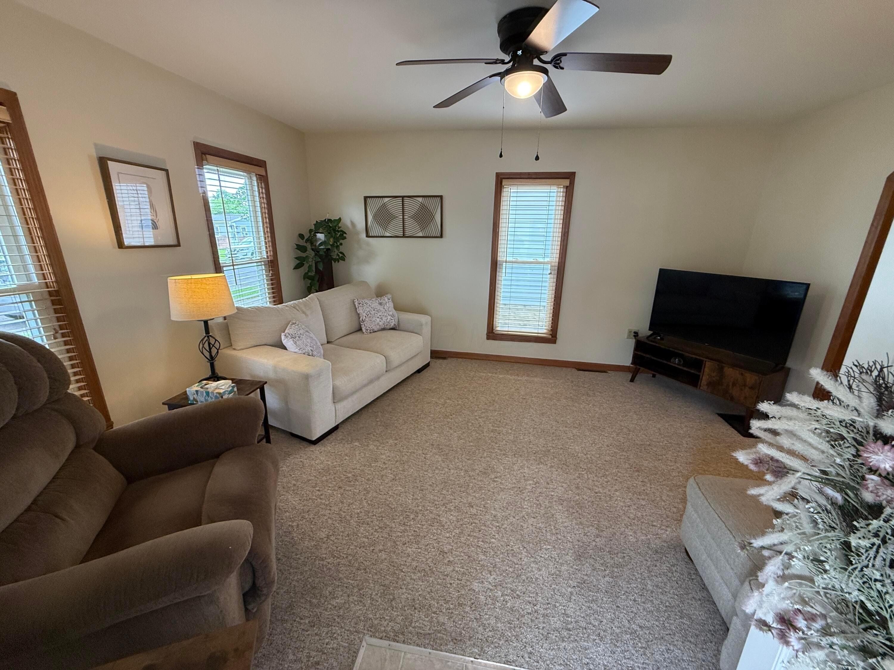329 Miller Avenue, Lancaster, Ohio image 5