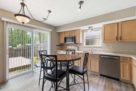 Tiny photo for 2607 NORTHWOLD Road, Columbus, OH 43231 (MLS # 226014521)