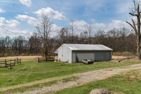 Tiny photo for 14120 Union Road, Laurelville, OH 43135 (MLS # 226011550)