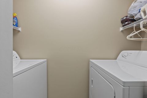 Tiny photo for 248 Pioneer Circle, Pickerington, OH 43147 (MLS # 225041993)