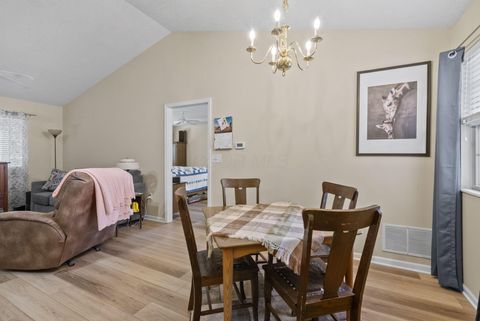 Tiny photo for 248 Pioneer Circle, Pickerington, OH 43147 (MLS # 225041993)