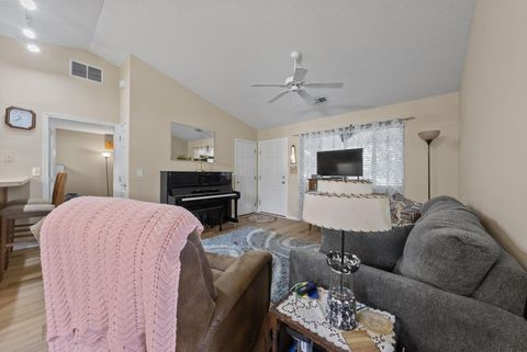 Tiny photo for 248 Pioneer Circle, Pickerington, OH 43147 (MLS # 225041993)