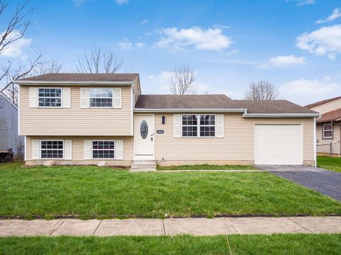Photo of 1281 Sweetbay Place, Galloway, OH 43119 (MLS # 226009348)