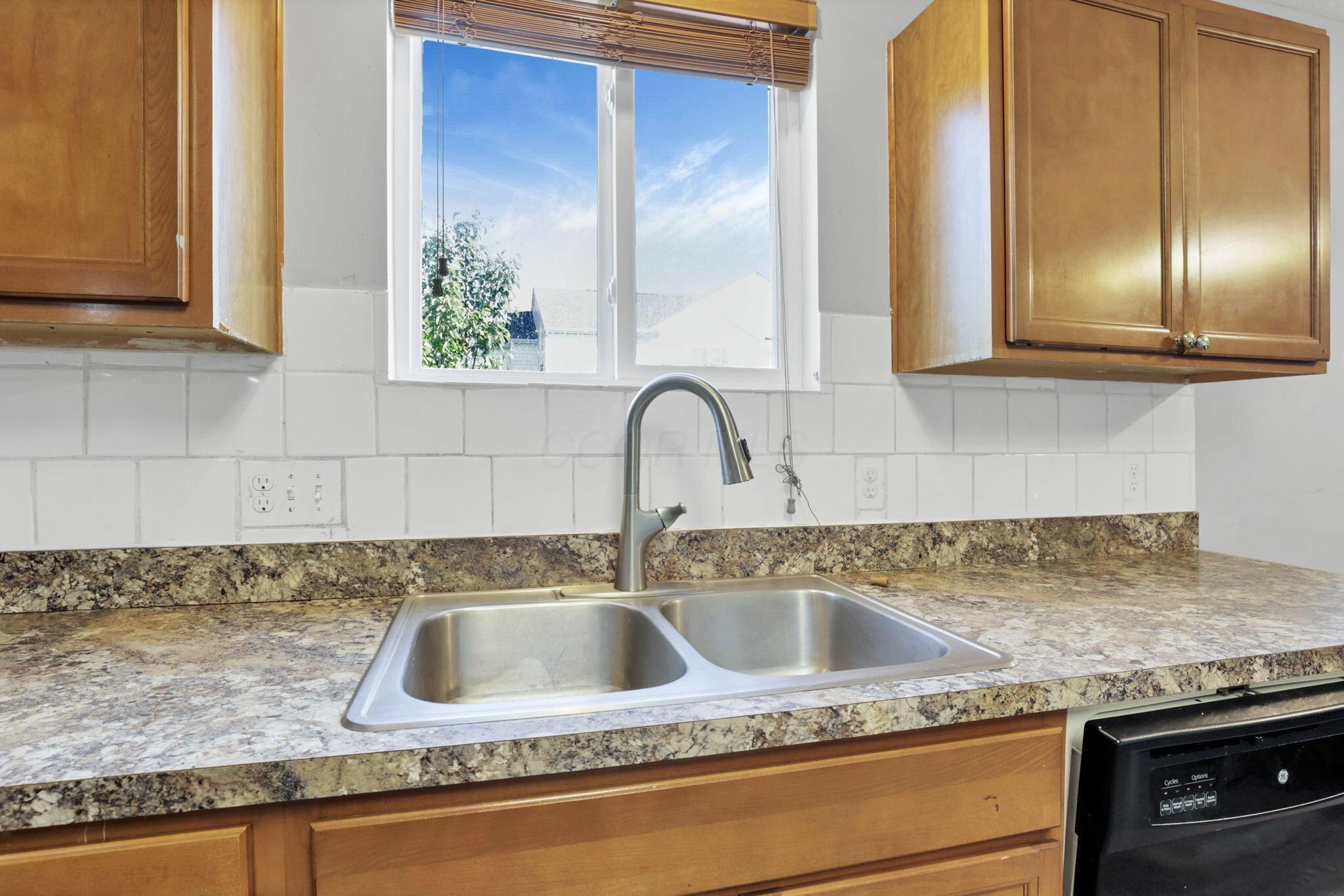 7344 Serenoa Drive, Reynoldsburg, Ohio image 25