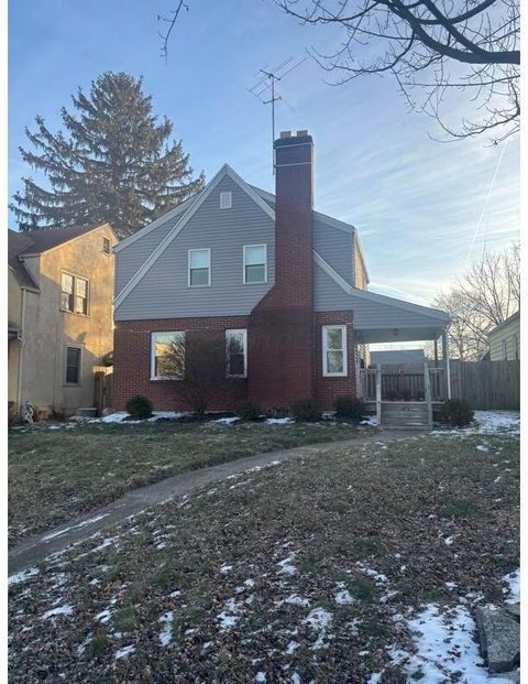 Photo of 1022 Geers Avenue, Columbus, OH 43206 (MLS # 226000432)