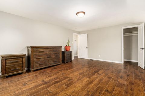 Tiny photo for 1022 Geers Avenue, Columbus, OH 43206 (MLS # 226000432)