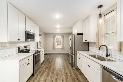 Tiny photo for 1022 Geers Avenue, Columbus, OH 43206 (MLS # 226000432)