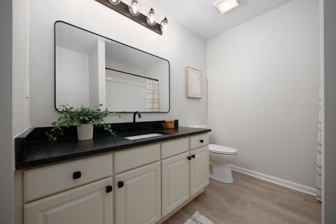 Tiny photo for 4213 Cobbler Road 14 #14, New Albany, OH 43054 (MLS # 226014631)