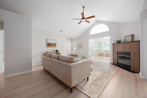 Tiny photo for 4213 Cobbler Road 14 #14, New Albany, OH 43054 (MLS # 226014631)