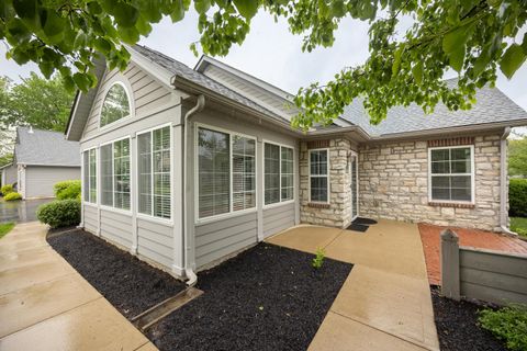 Tiny photo for 4213 Cobbler Road 14 #14, New Albany, OH 43054 (MLS # 226014631)