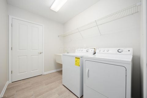 Tiny photo for 4213 Cobbler Road 14 #14, New Albany, OH 43054 (MLS # 226014631)