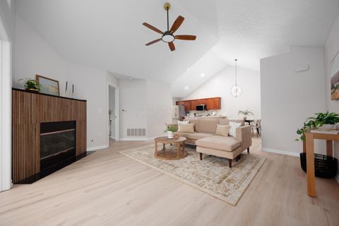 Tiny photo for 4213 Cobbler Road 14 #14, New Albany, OH 43054 (MLS # 226014631)