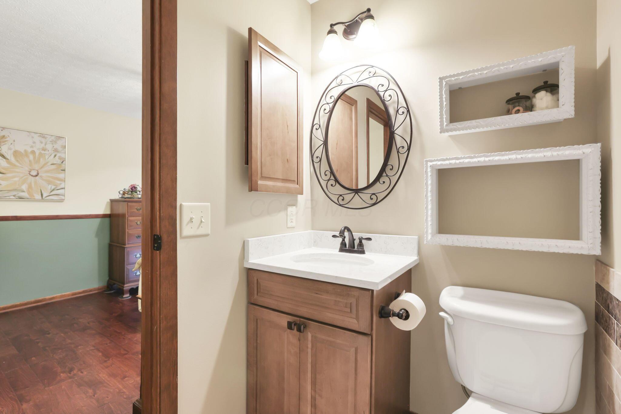 Marysville, Ohio 43040, United States, 4 Bedrooms Bedrooms, ,3 BathroomsBathrooms,Residential,Contingent,191923