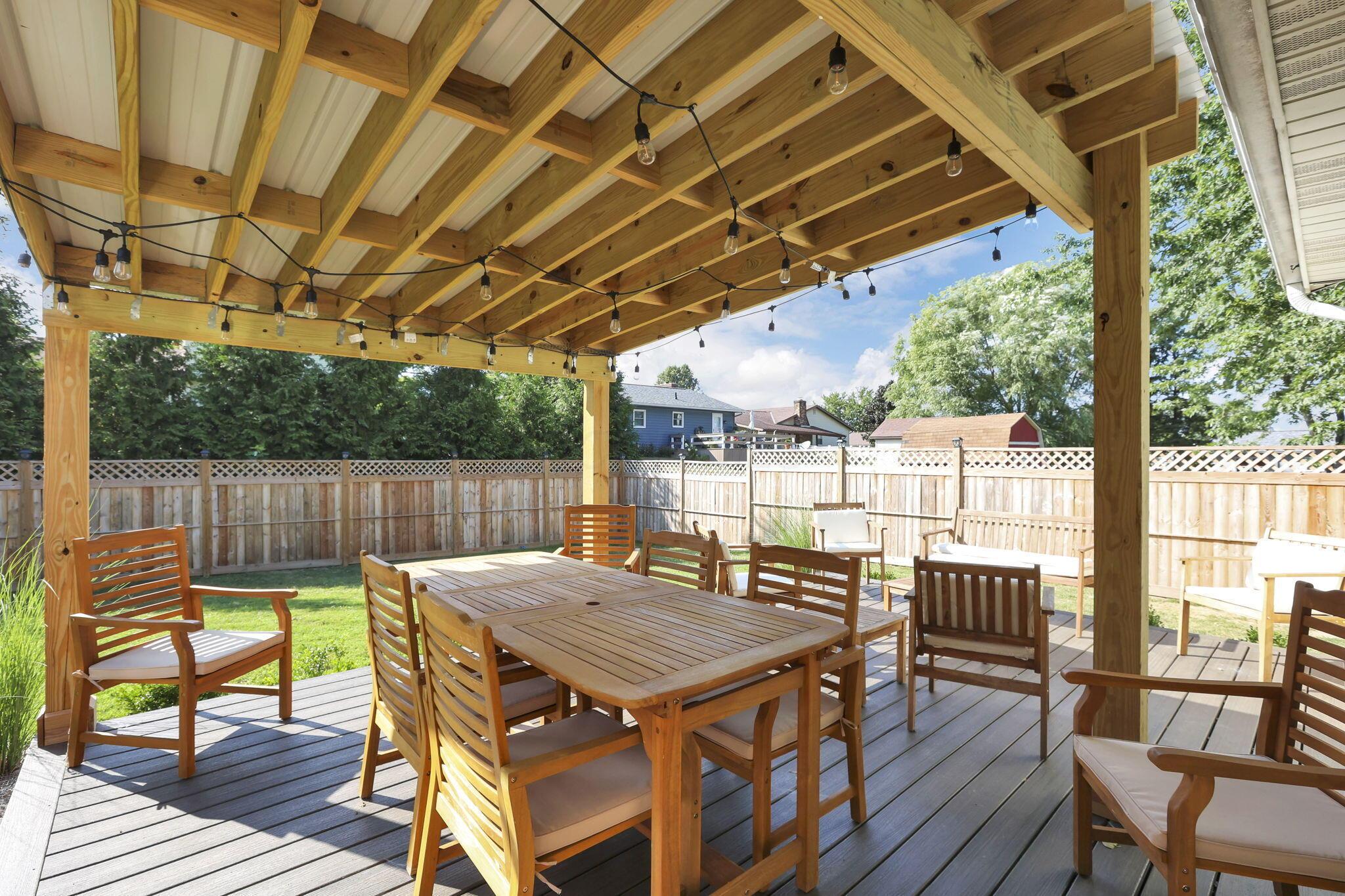 Marysville, Ohio 43040, United States, 4 Bedrooms Bedrooms, ,3 BathroomsBathrooms,Residential,Contingent,191923