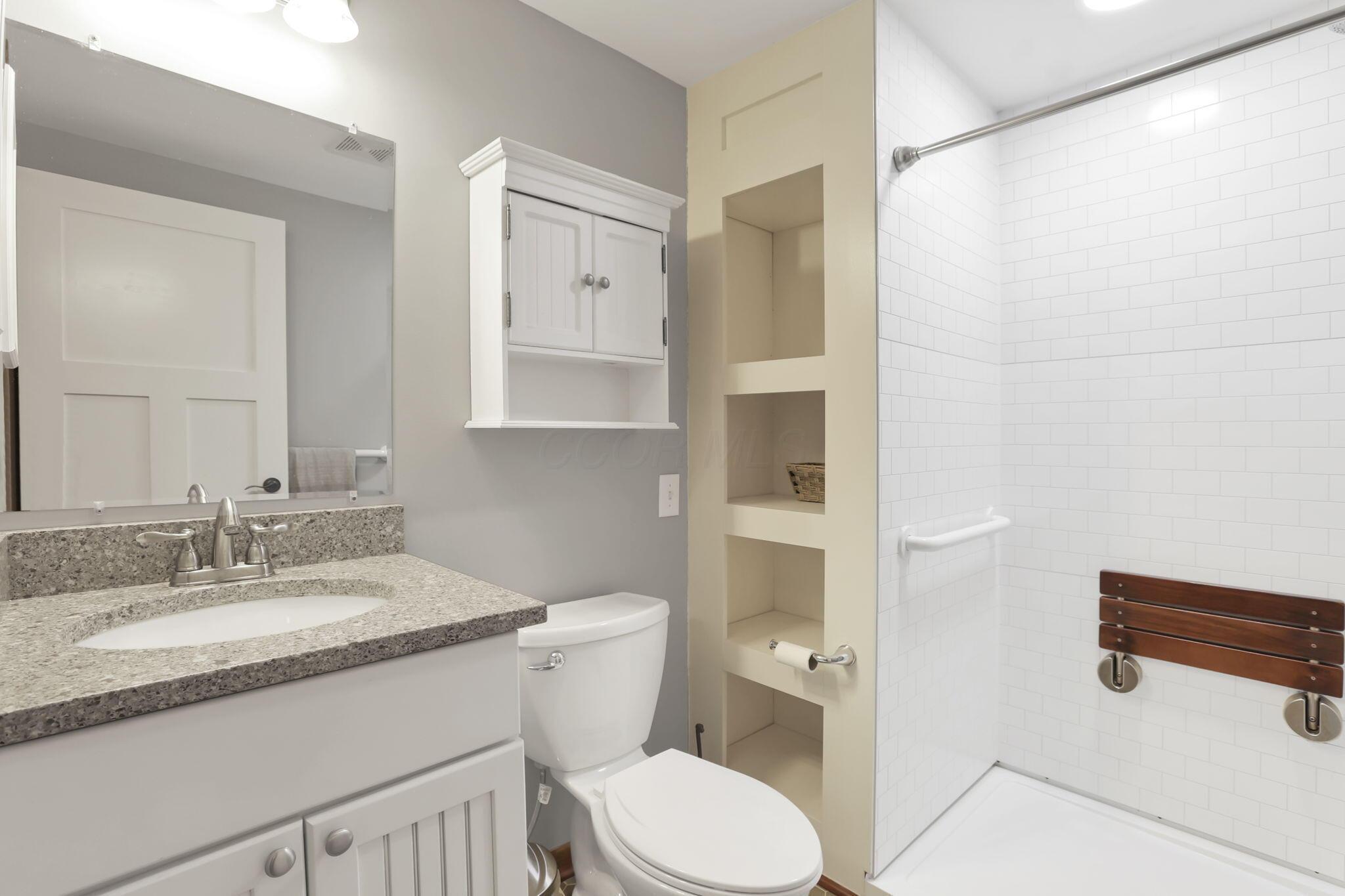 Marysville, Ohio 43040, United States, 4 Bedrooms Bedrooms, ,3 BathroomsBathrooms,Residential,Contingent,191923