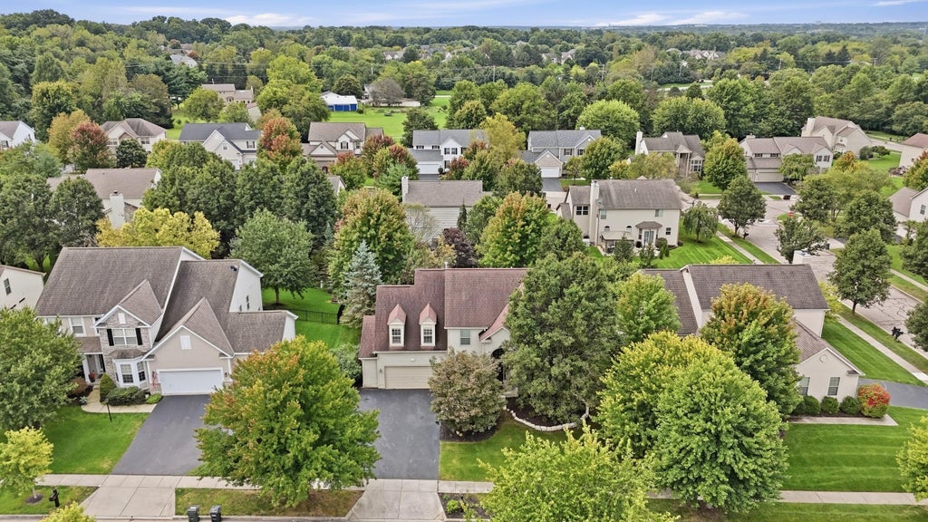 Photo of 5714 Braymoore Drive, Galena, OH 43021 (MLS # 226037408)