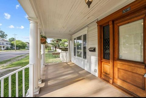 Tiny photo for 1019 N Columbus Street, Lancaster, OH 43130 (MLS # 226000594)