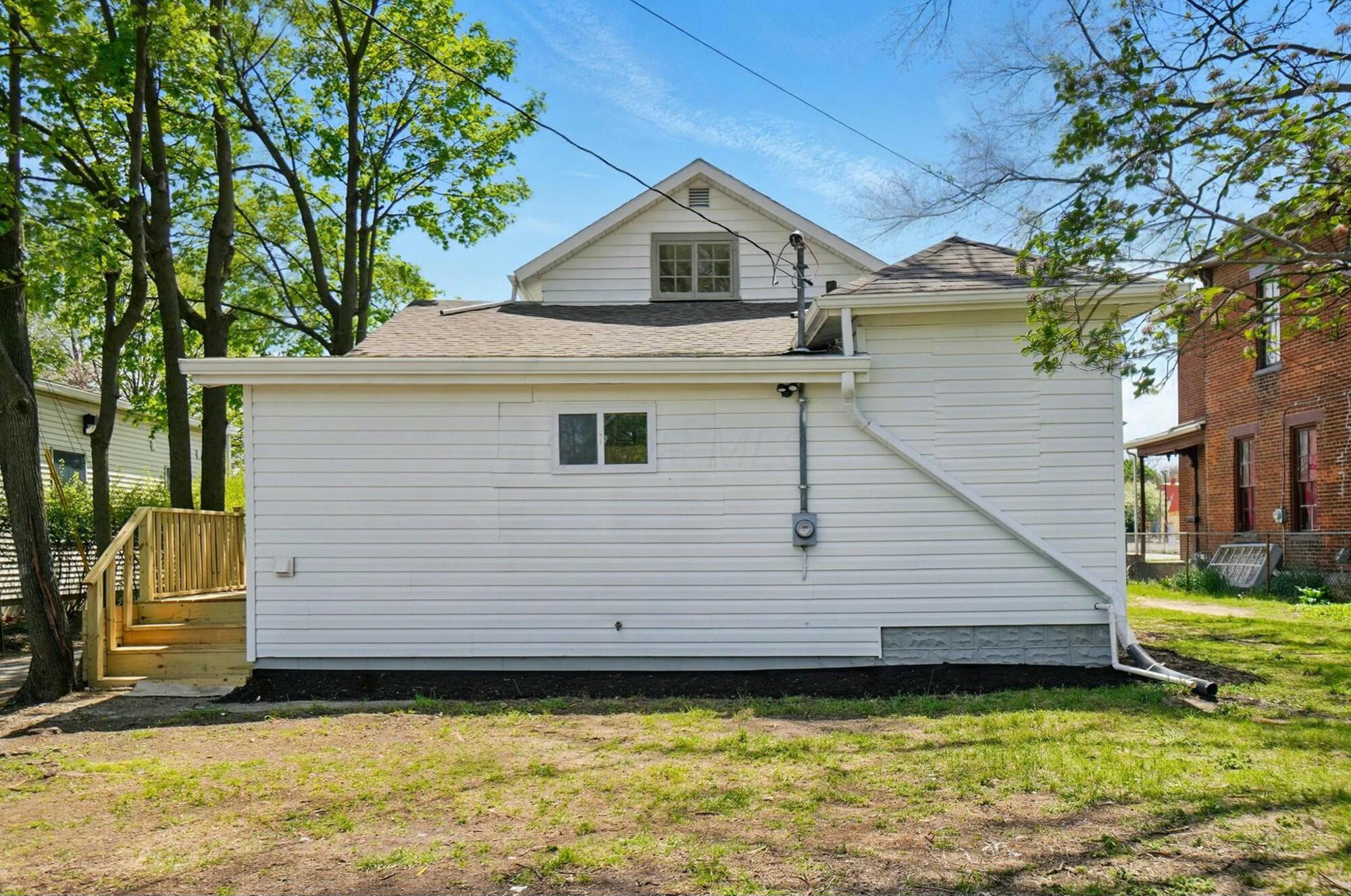 720 W Columbia Street, Springfield, Ohio image 27