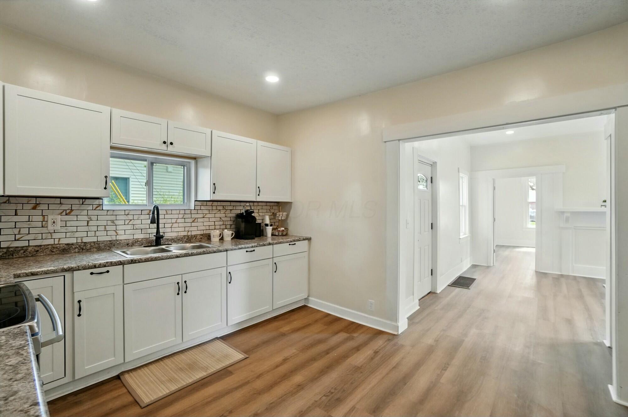 720 W Columbia Street, Springfield, Ohio image 13