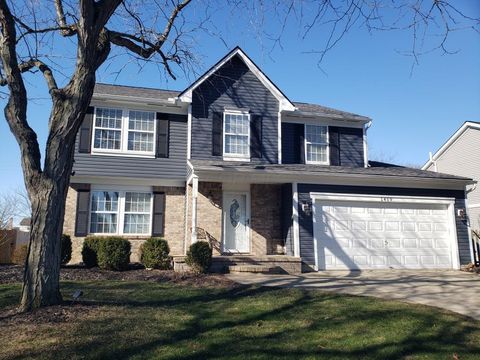 Photo of 1459 River Trail Drive, Grove City, OH 43123 (MLS # 226001951)