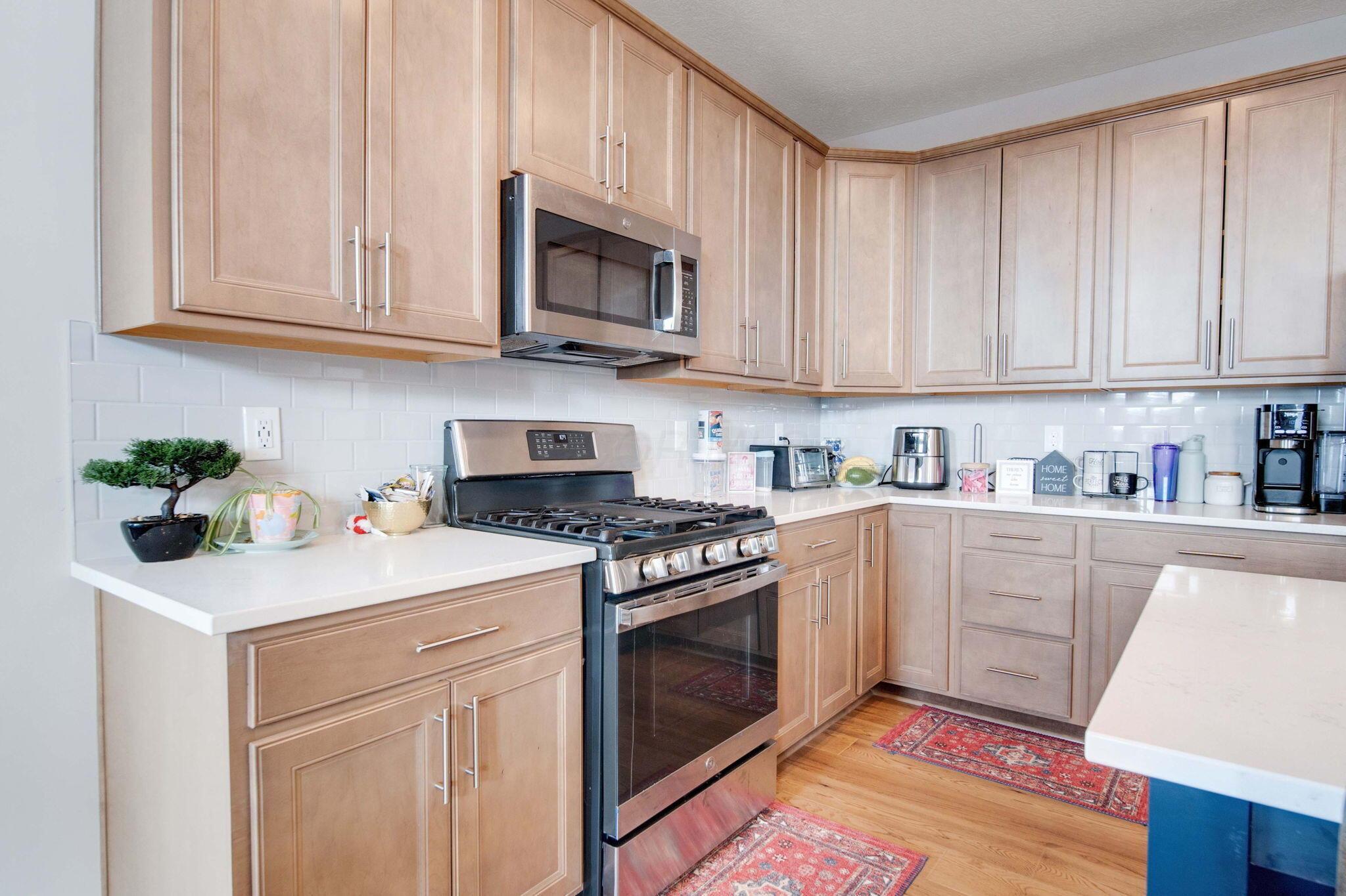 8129 Rhoderick Circle, Reynoldsburg, Ohio image 9