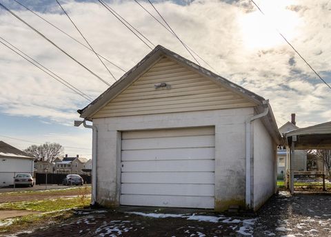 Tiny photo for 619 E Main Street, Lancaster, OH 43130 (MLS # 225045078)