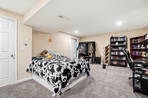 Tiny photo for 1613 Cowan Creek Drive, Marysville, OH 43040 (MLS # 226002949)