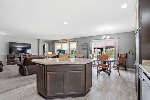 Tiny photo for 1613 Cowan Creek Drive, Marysville, OH 43040 (MLS # 226002949)