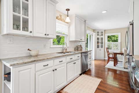 Tiny photo for 890 Lookout Point Drive, Columbus, OH 43235 (MLS # 226029207)