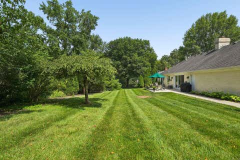 Tiny photo for 890 Lookout Point Drive, Columbus, OH 43235 (MLS # 226029207)