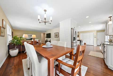 Tiny photo for 890 Lookout Point Drive, Columbus, OH 43235 (MLS # 226029207)