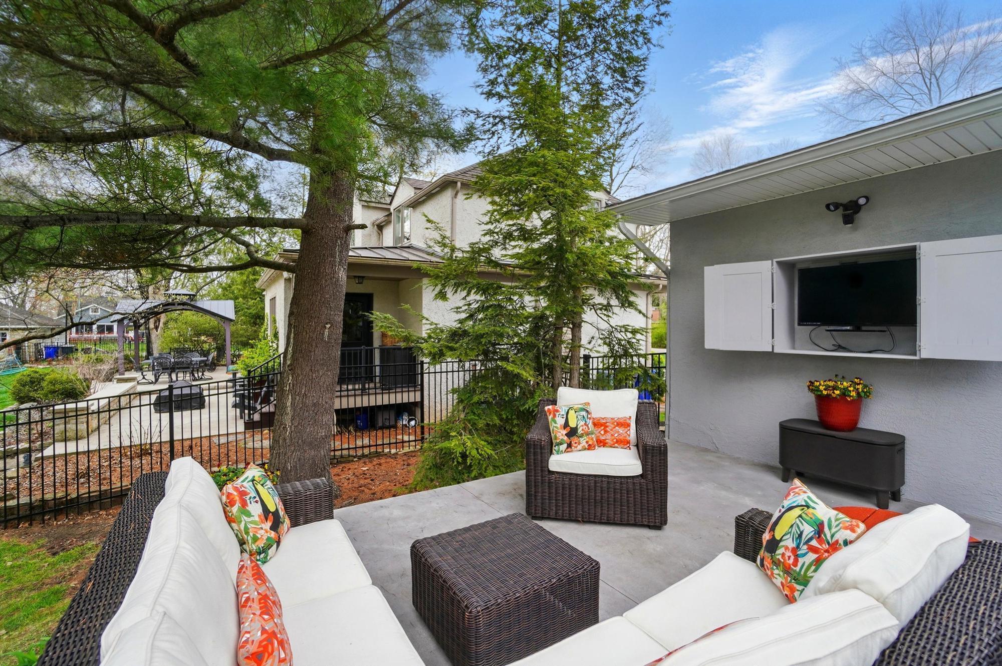 2839 Eastcleft Drive, Columbus, Ohio image 9
